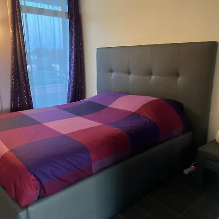 Agreable Sur Apartment Elancourt